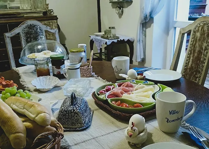 Rosenberg Homestay *